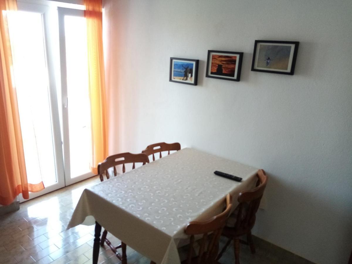 Apartments Bozito Nin Luaran gambar