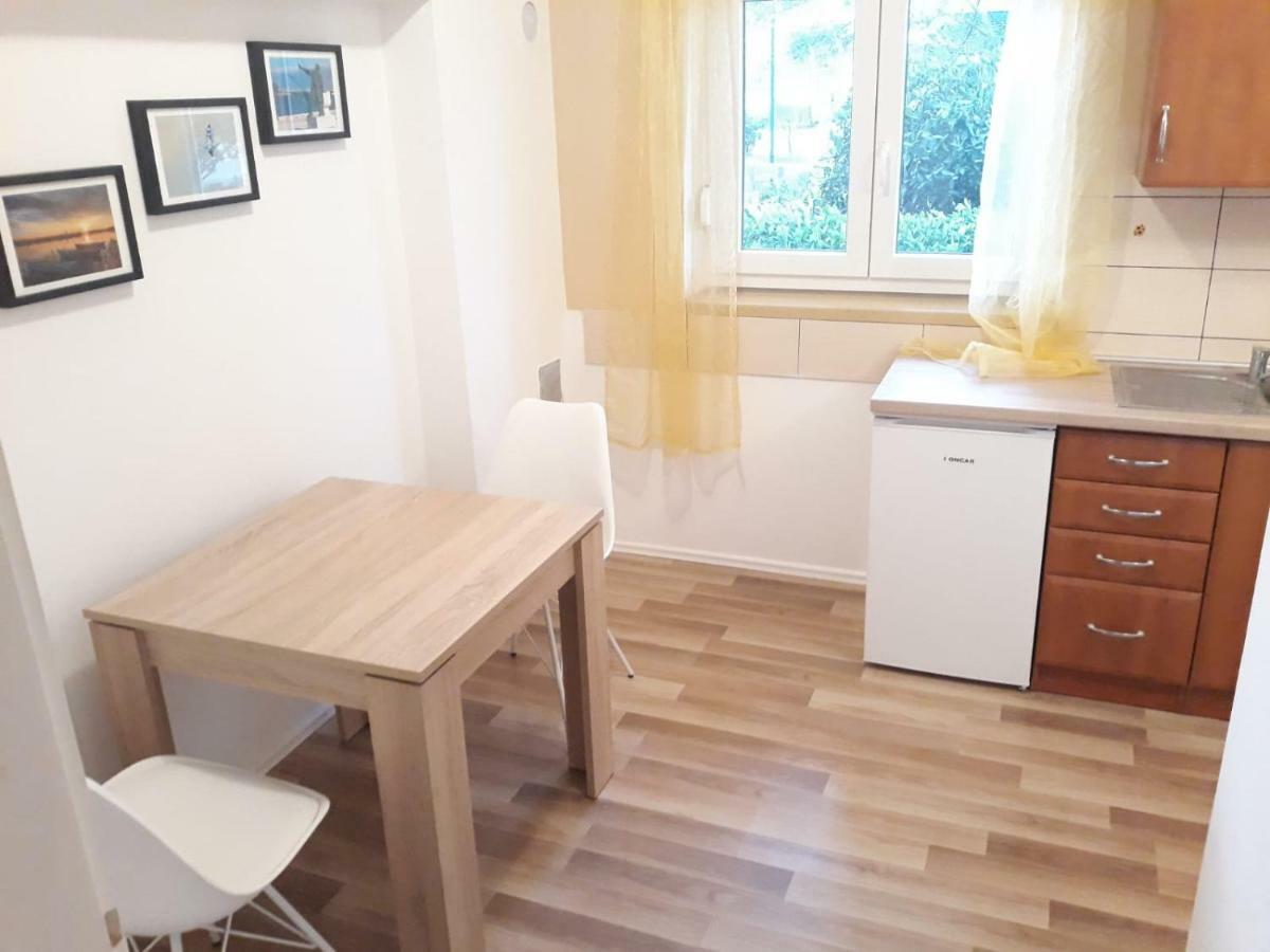 Apartments Bozito Nin Luaran gambar